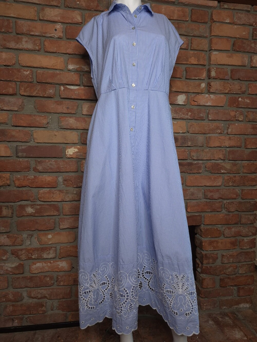 Ellen Tracy 100% Cotton Pinstripe Eyelet Button Front Maxi Dress L - Picture 2 of 11